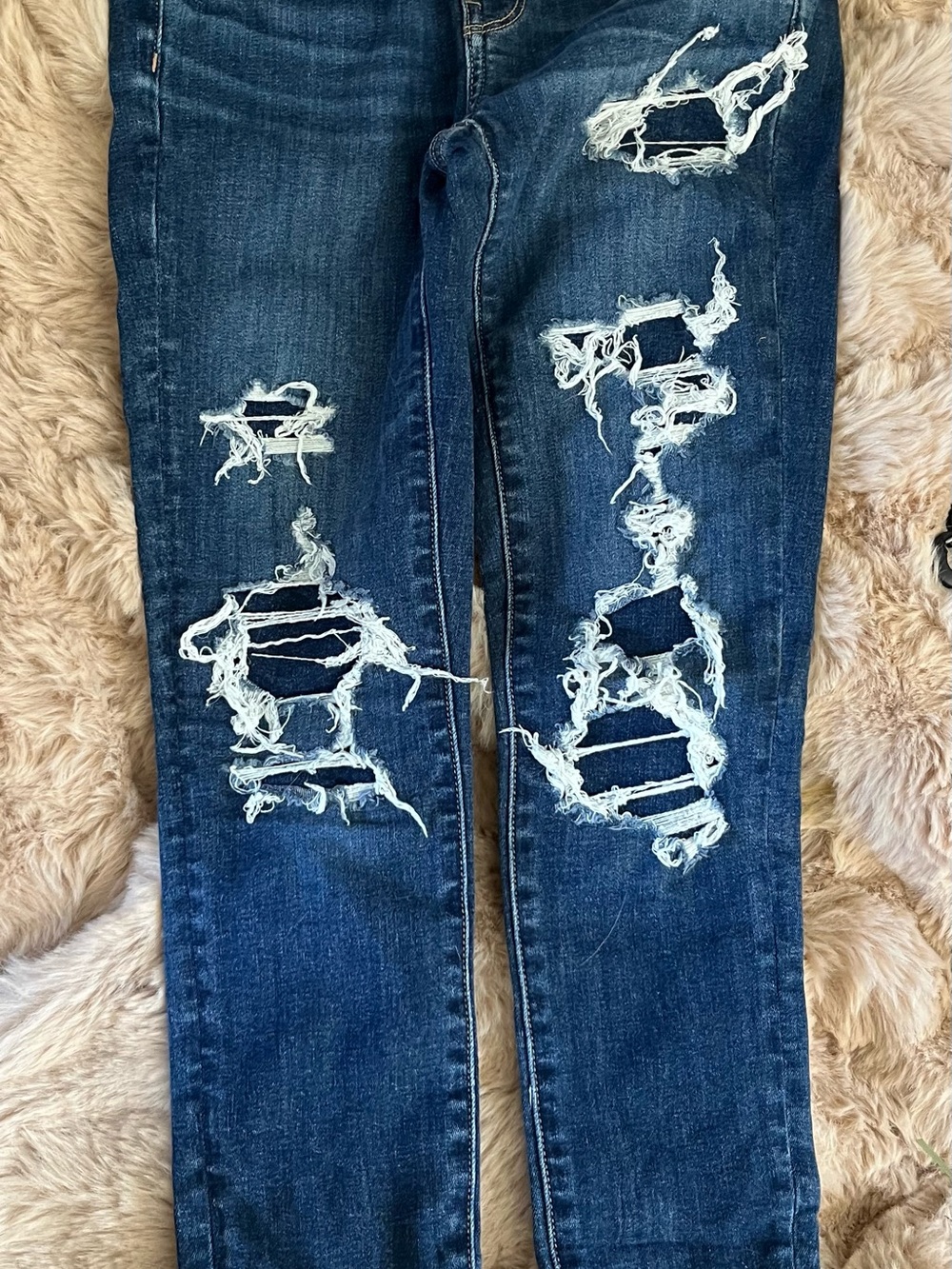 American Eagle Outfitters Distressed Dark Blue Jeggings/jeans